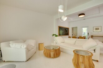 12020 NE 5th Ave in Biscayne Park, FL - Building Photo - Building Photo
