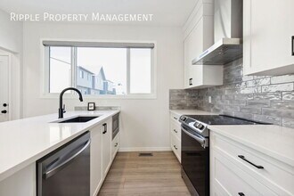 152 Setonstone Mnr SE in Calgary, AB - Building Photo - Building Photo