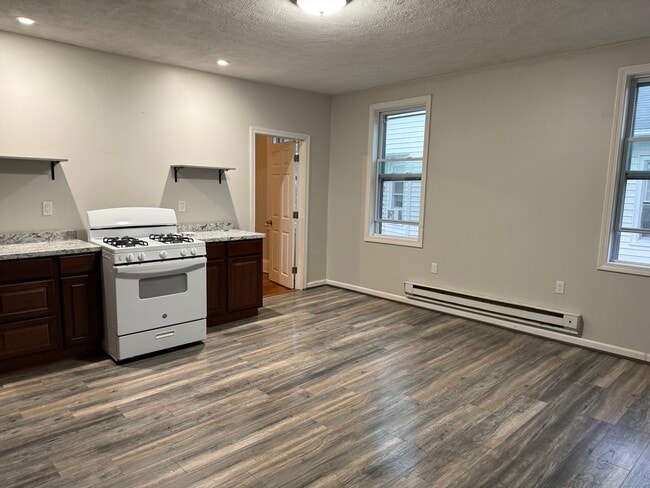 150 Gold St in New Britain, CT - Building Photo - Building Photo