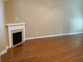2205 Lucado Way in Knoxville, TN - Building Photo - Building Photo
