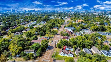 3319 Holman St in Houston, TX - Building Photo - Building Photo