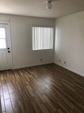 1877 19th Ave, Unit Top Floor in San Francisco, CA - Building Photo - Building Photo