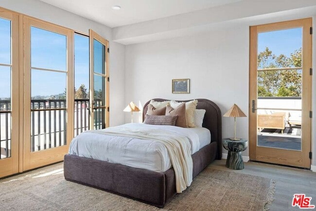 6320 Garvanza Ave in Los Angeles, CA - Building Photo - Building Photo