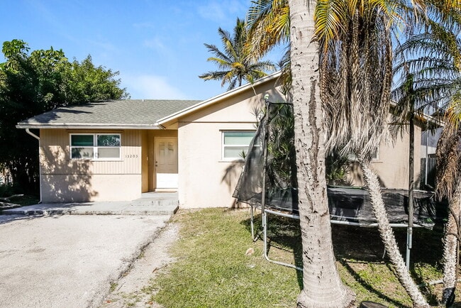 13203 SW 276th Terrace