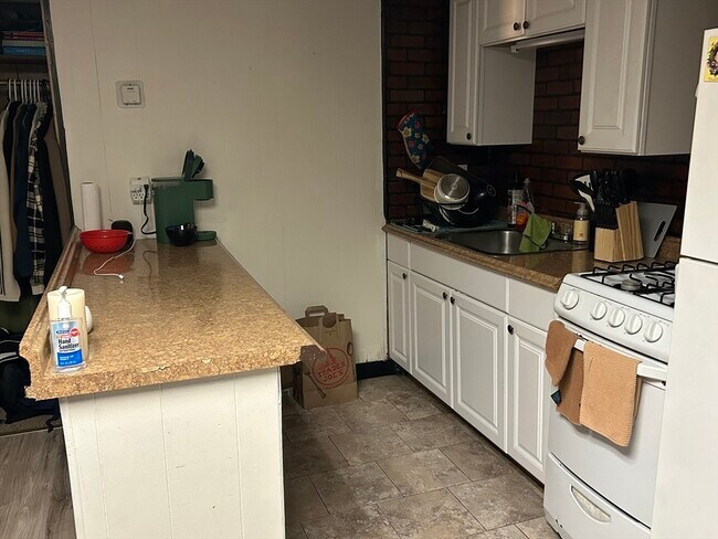 property at 14 Monument Sq