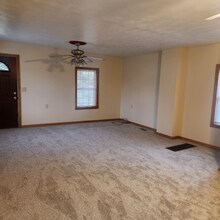 2285 Hixton Rd in Duncansville, PA - Foto de edificio - Building Photo