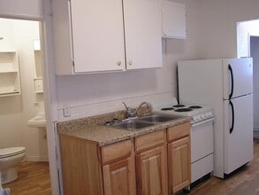 525 S Mission St, Unit #2 in Wenatchee, WA - Building Photo - Building Photo