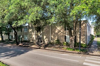 835 Heights in Houston, TX - Foto de edificio - Building Photo