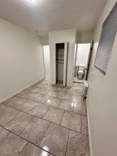 420 Henry Butts Dr in Daytona Beach, FL - Building Photo - Building Photo