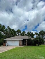 4966 Berkeley Forest Blvd in Gulf Breeze, FL - Building Photo