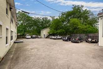 4625 Junius St in Dallas, TX - Foto de edificio - Building Photo