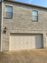 3780 Tanglewilde St in Houston, TX - Building Photo - Building Photo