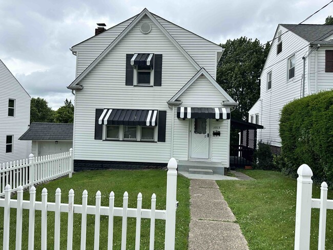 property at 1919 Columbia Ave