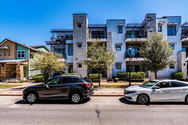 4021 Berkman Dr in Austin, TX - Building Photo - Building Photo