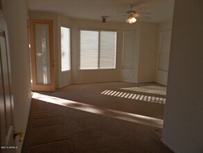 10425 W Windsor Ave in Avondale, AZ - Building Photo - Building Photo