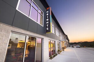 Heights At Linden Square in Gladstone, MO - Building Photo