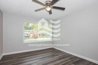 715 Schroder Ave NE in Aiken, SC - Foto de edificio - Building Photo