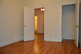 4808 Disston St in Philadelphia, PA - Foto de edificio - Building Photo