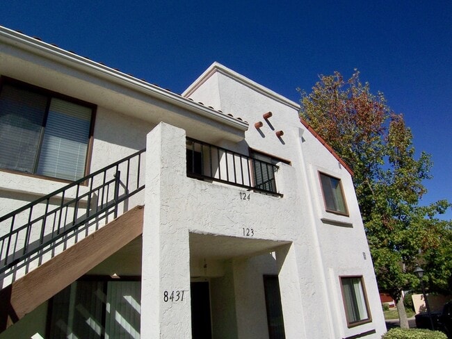 8431 Westmore Rd in San Diego, CA - Building Photo - Building Photo