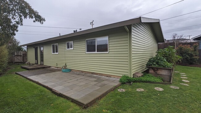 property at 1686 Quaker St