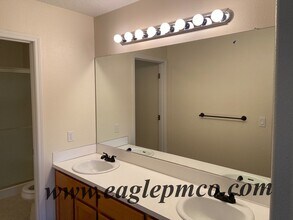 13820 SE Campfire Way in Clackamas, OR - Building Photo - Building Photo