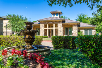 The Bridges on Kinsey in Tyler, TX - Building Photo - Building Photo