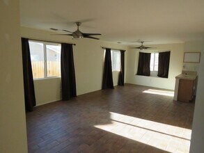 73471 Corbin Rd in Twentynine Palms, CA - Building Photo - Building Photo