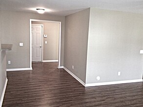 836 Willow Bay Dr in Fuquay Varina, NC - Building Photo - Building Photo