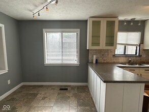 7890 Benjamin Dr in Lawrence, IN - Building Photo - Building Photo