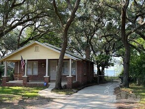 12510 Lillian Hwy in Pensacola, FL - Building Photo - Building Photo