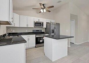 116 SE 2nd Ave in Cape Coral, FL - Building Photo - Building Photo