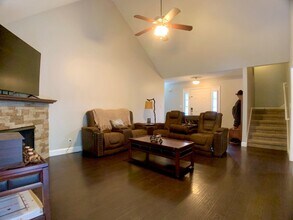 4069 Challis Dr in Clarksville, TN - Building Photo - Building Photo