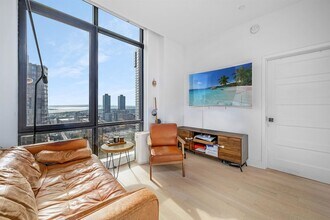 10 Provost St in Jersey City, NJ - Foto de edificio - Building Photo