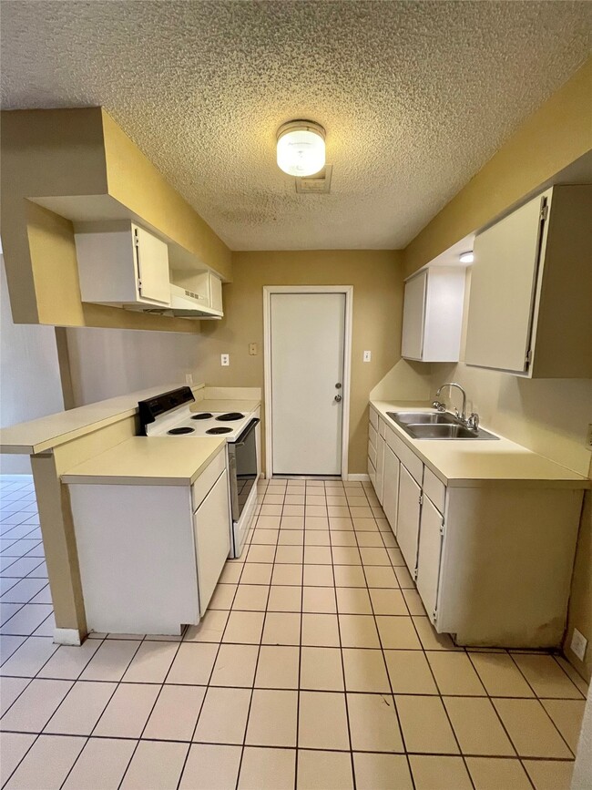 property at 1510 N Avenue Q