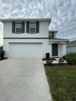 37059 Kings Crown Dr in Zephyrhills, FL - Building Photo