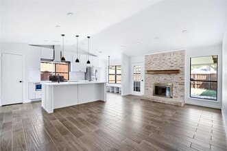 8400 Willow Creek Dr in Frisco, TX - Building Photo - Building Photo