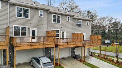 1303 Lakota Pl in Atlanta, GA - Building Photo - Building Photo