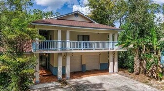 3745 27th Ave SW in Naples, FL - Building Photo