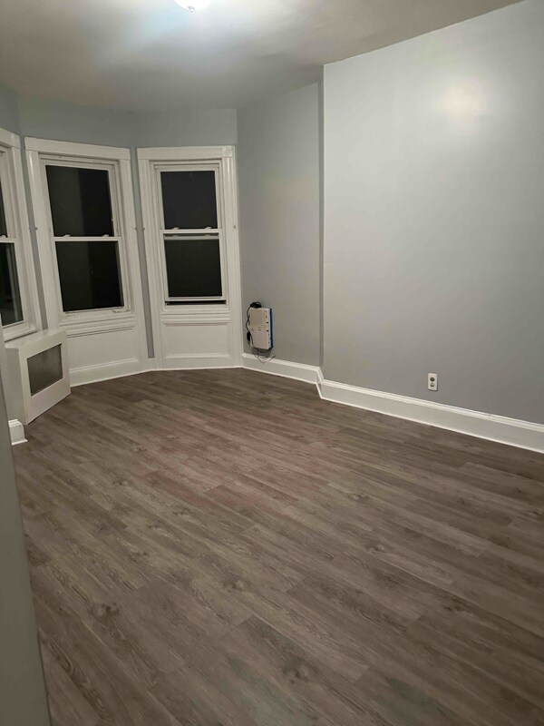 658 E 28th St in Paterson, NJ - Building Photo - Building Photo