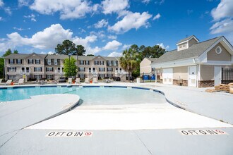 1051 Southern Dr in Columbia, SC - Building Photo - Building Photo