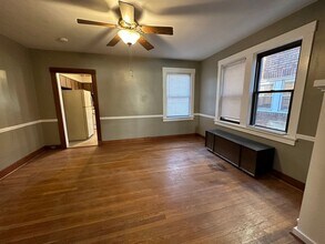 3561 Beechwood Blvd in Pittsburgh, PA - Building Photo - Building Photo