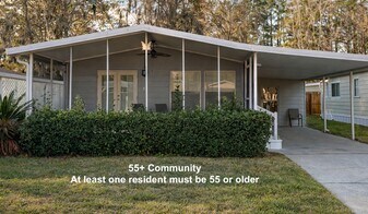 8430 NW 39th Cir in Gainesville, FL - Building Photo