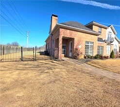 7180 Sundrop's Ct in Springdale, AR - Building Photo - Building Photo