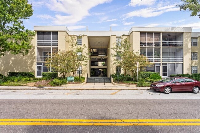2302 S Manhattan Ave in Tampa, FL - Building Photo - Building Photo