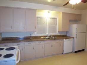 5453 N 40th St, Unit Custer Park lower in Milwaukee, WI - Foto de edificio - Building Photo