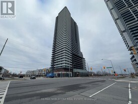 7895 Jane St in Vaughan, ON - Building Photo