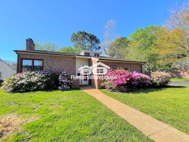 354 Warrington Cir in Hampton, VA - Building Photo - Building Photo