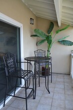 233 Turf View Dr in Solana Beach, CA - Building Photo - Building Photo