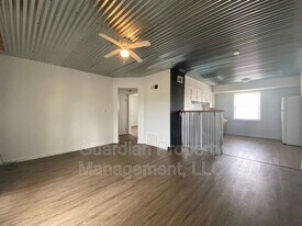 519.5 W 7th St in Maryville, MO - Building Photo