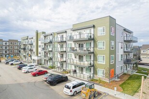 Carrington Square in Calgary, AB - Building Photo